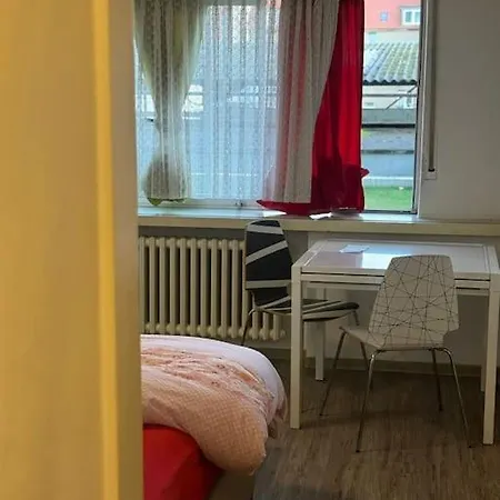 Apartman Schoene Appart Fuer 1oder Pers In Mannheim
